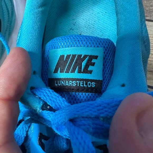 EUC Nike Women's LunarStelos Running Sneakers Size 6 (Style No. 844591) - Picture 7 of 12